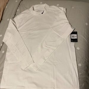 NEW NIKE long sleeve t-shirt. (3XL)